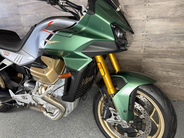 2023 Moto Guzzi V100 Mandello S SUPER CLEAN! - 23010965 - 4