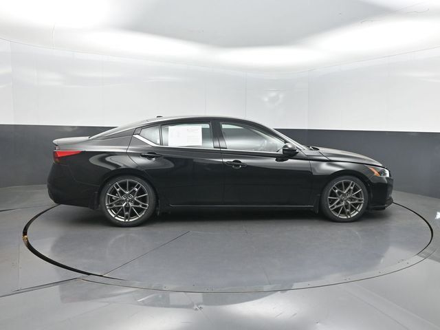 2023 Nissan Altima 2.0 SR Sedan - 22991023 - 35