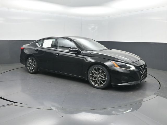 2023 Nissan Altima 2.0 SR Sedan - 22991023 - 36