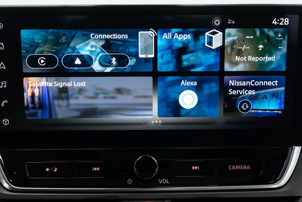 2023 Nissan Altima SR photo 21