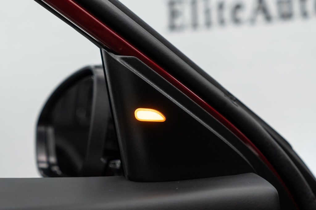 2023 Nissan Altima SR photo 42