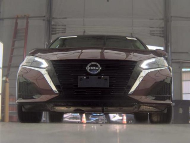 2023 Nissan Altima 2.5 SL AWD Sedan - 23086660 - 3