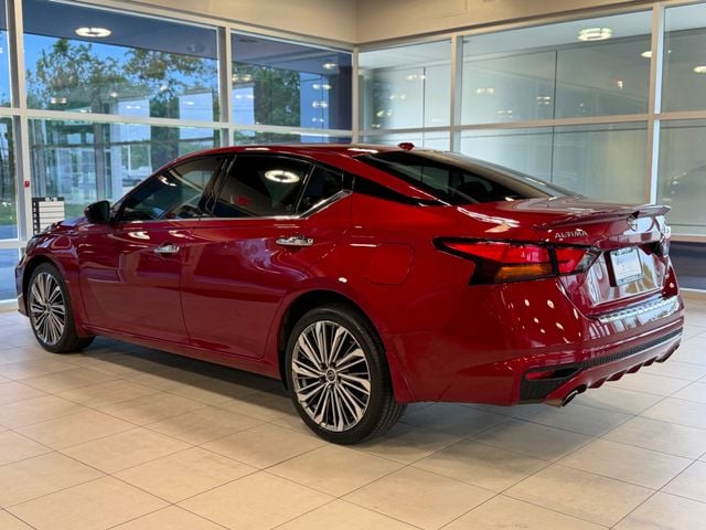 2023 Nissan Altima 2.5 SL AWD Sedan - 23031465 - 12