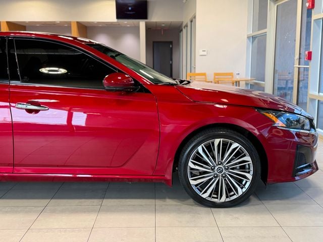 2023 Nissan Altima 2.5 SL AWD Sedan - 23031465 - 14