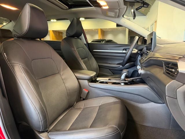 2023 Nissan Altima 2.5 SL AWD Sedan - 23031465 - 22
