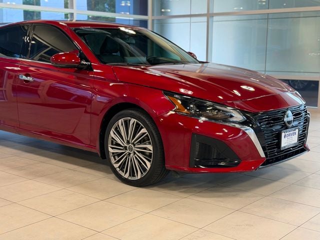 2023 Nissan Altima 2.5 SL AWD Sedan - 23031465 - 3