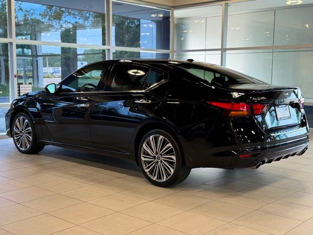 2023 Nissan Altima 2.5 SL AWD Sedan - 23067278 - 13