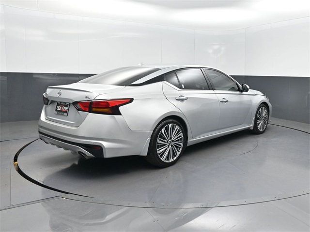 2023 Nissan Altima 2.5 SL Sedan - 22941772 - 35