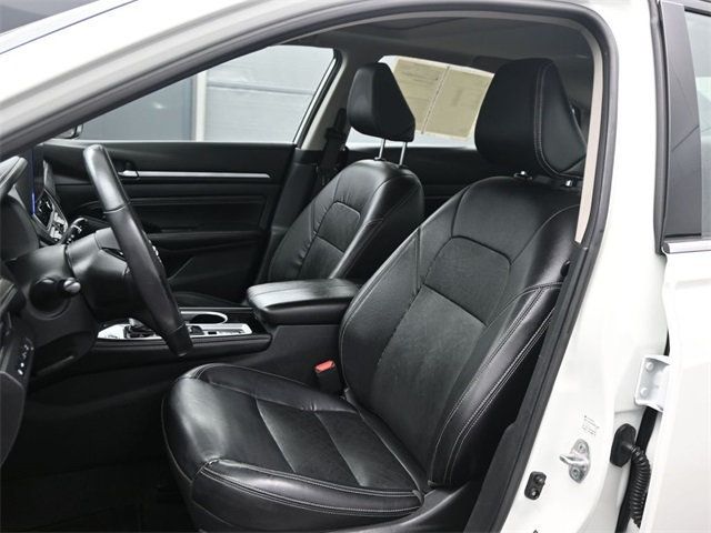 2023 Nissan Altima 2.5 SL Sedan - 22986696 - 10