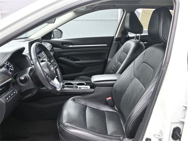 2023 Nissan Altima 2.5 SL Sedan - 22986696 - 11