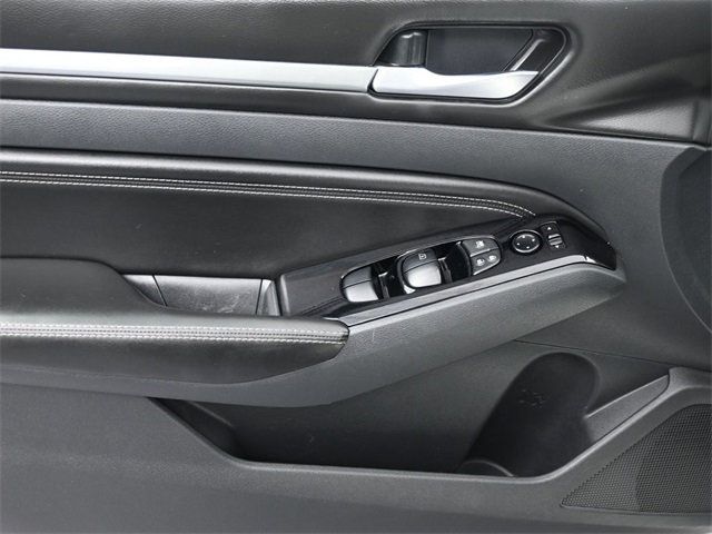 2023 Nissan Altima 2.5 SL Sedan - 22986696 - 12