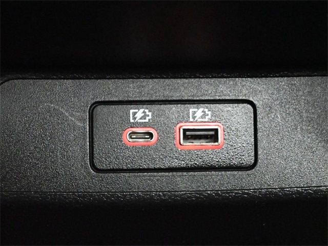 2023 Nissan Altima 2.5 SL Sedan - 22986696 - 17