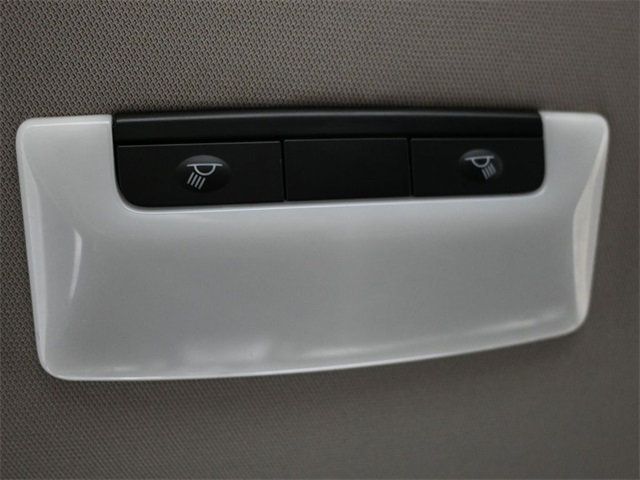 2023 Nissan Altima 2.5 SL Sedan - 22986696 - 18