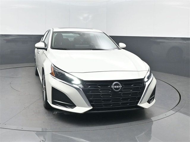 2023 Nissan Altima 2.5 SL Sedan - 22986696 - 36