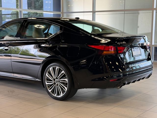 2023 Nissan Altima 2.5 SL Sedan - 23067275 - 11