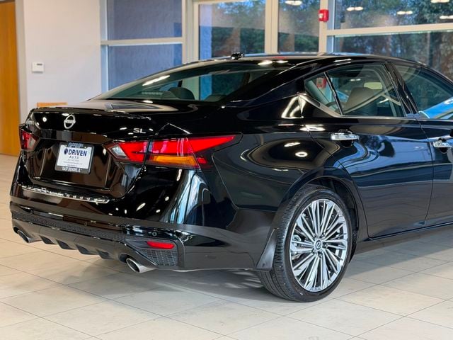 2023 Nissan Altima 2.5 SL Sedan - 23067277 - 10