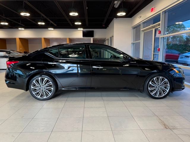 2023 Nissan Altima 2.5 SL Sedan - 23067277 - 14