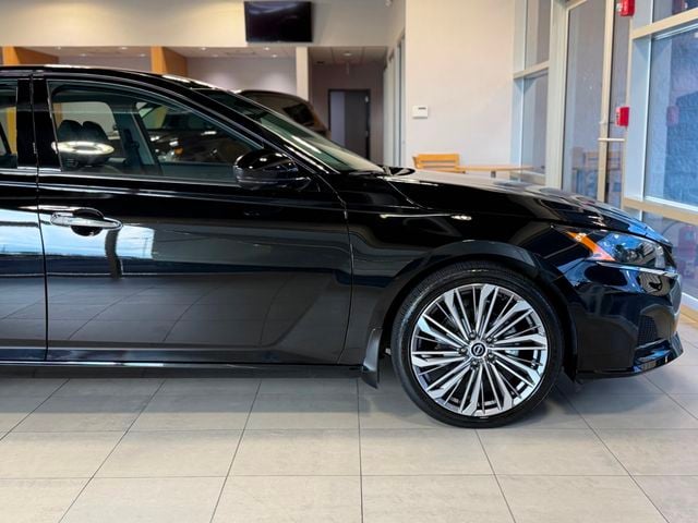 2023 Nissan Altima 2.5 SL Sedan - 23067277 - 15