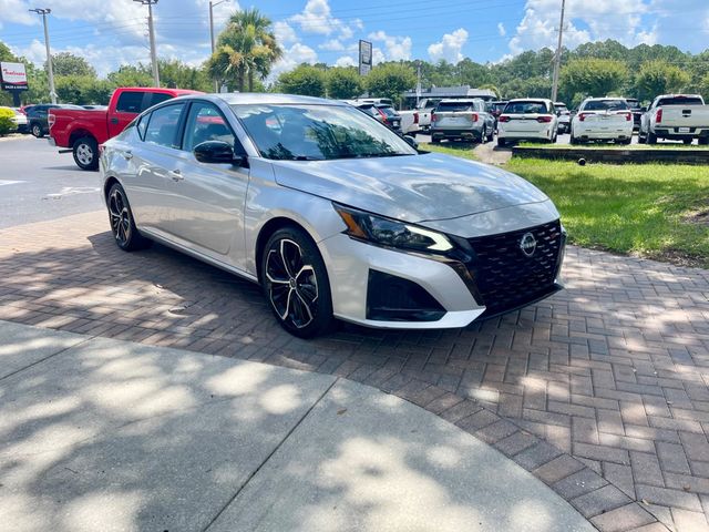 2023 Nissan Altima 2.5 SR - 22962276 - 6