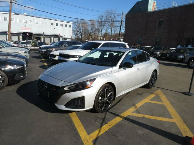 2023 Nissan Altima 2.5 SR AWD Sedan - 22693014 - 0