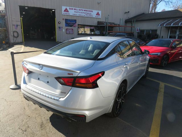 2023 Nissan Altima 2.5 SR AWD Sedan - 22693014 - 4