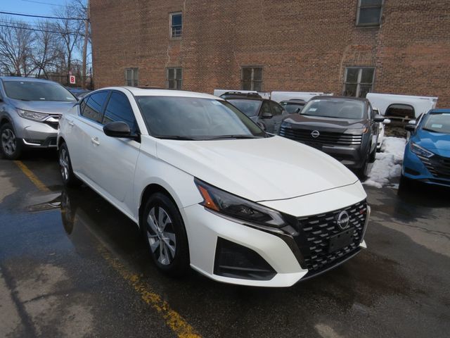 2023 Nissan Altima 2.5 SR AWD Sedan - 22993449 - 2