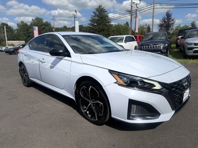 2023 Nissan Altima 2.5 SR AWD Sedan - 23070177 - 1