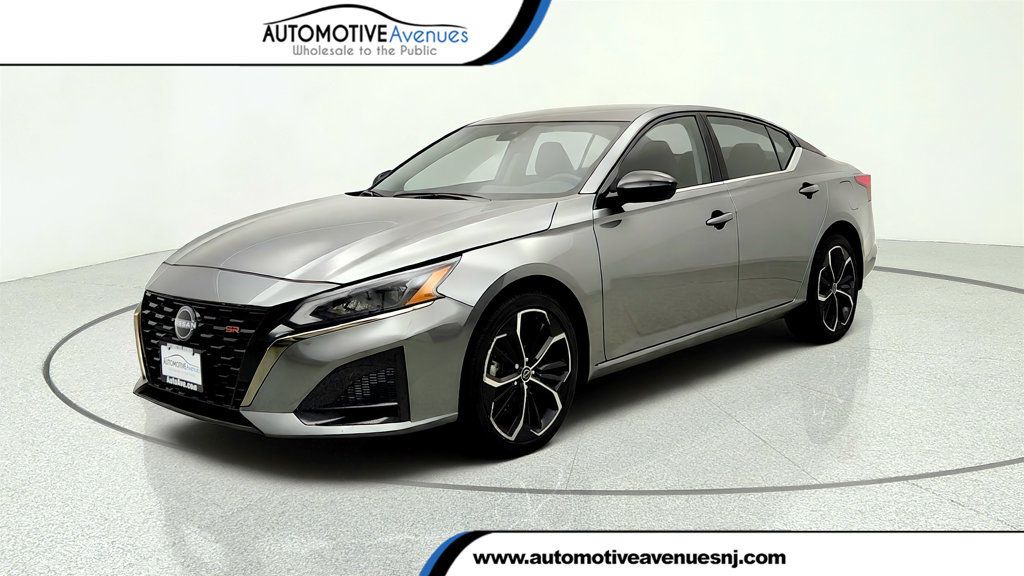 2023 Nissan Altima 2.5 SR AWD Sedan - 23054845 | Video 1