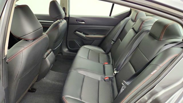 2023 Nissan Altima 2.5 SR AWD Sedan - 23054845 - 18