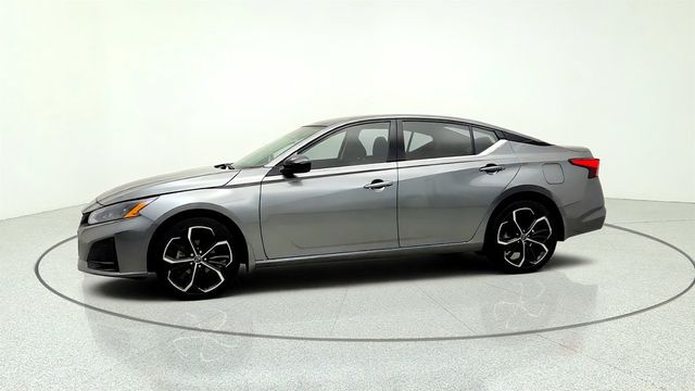 2023 Nissan Altima 2.5 SR AWD Sedan - 23054845 - 7