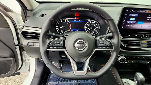 2023 Nissan Altima 2.5 SR AWD Sedan - 23094500 - 13
