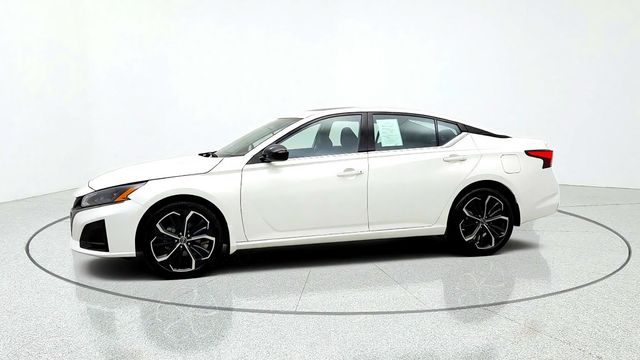 2023 Nissan Altima 2.5 SR AWD Sedan - 23094500 - 7