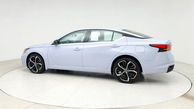 2023 Nissan Altima 2.5 SR AWD Sedan with Premium Package - 22948650 - 6