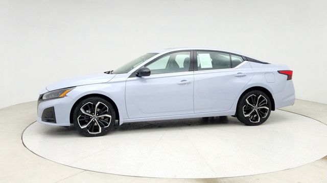 2023 Nissan Altima 2.5 SR AWD Sedan with Premium Package - 22948650 - 7