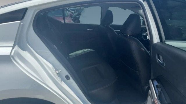 2023 Nissan Altima 2.5 SR Sedan - 23049972 - 9