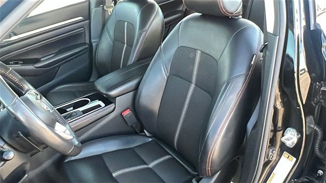 2023 Nissan Altima 2.5 SR Sedan - 22929765 - 17