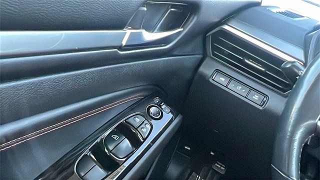 2023 Nissan Altima 2.5 SR Sedan - 22929765 - 32