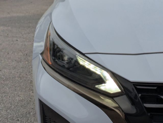 2023 Nissan Altima 2.5 SR Sedan - 22996241 - 8