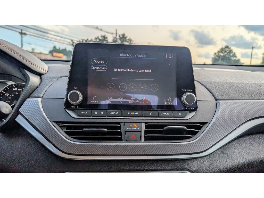 2023 Nissan Altima 2.5 SR photo 18