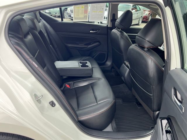 2023 Nissan Altima 2.5 SR Sedan - 23061512 - 18