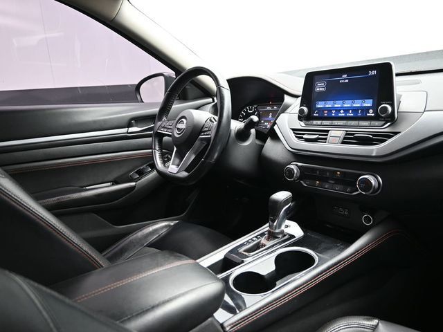 2023 Nissan Altima 2.5 SR Sedan - 22993277 - 12