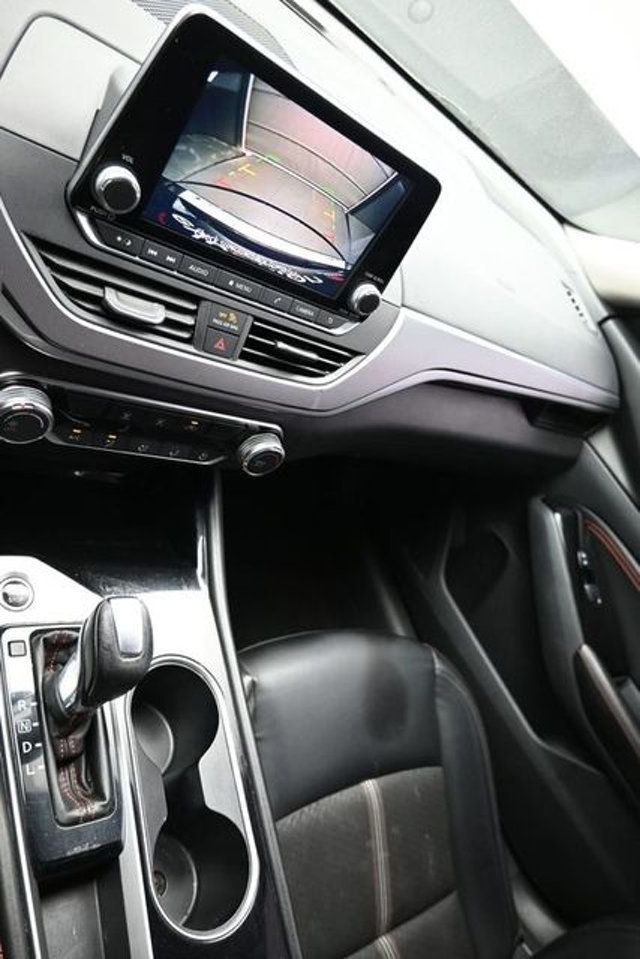 2023 Nissan Altima 2.5 SR Sedan - 22993277 - 16
