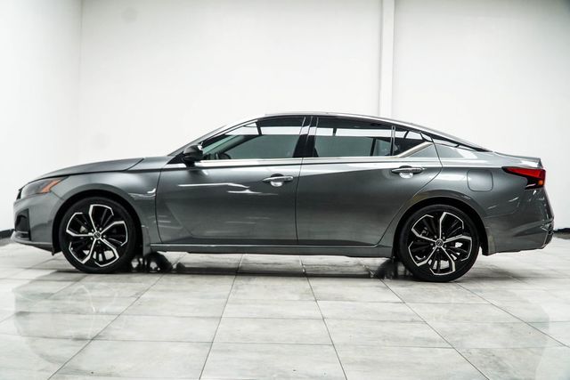 2023 Nissan Altima 2.5 SR Sedan - 23063385 - 9