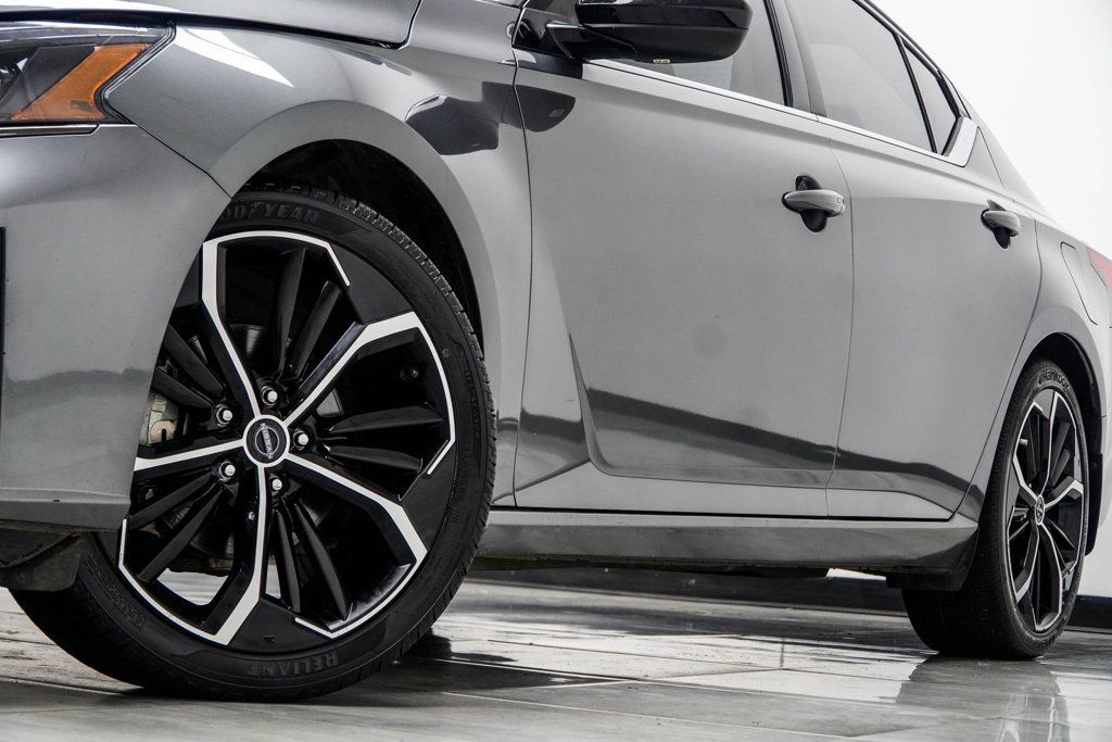 Nissan Altima photo 3