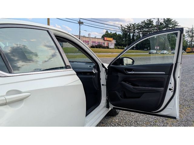 2023 Nissan Altima 2.5 SR Sedan - 22912741 - 10