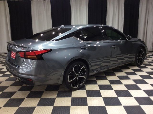 2023 Nissan Altima 2.5 SR Sedan - 22945202 - 5