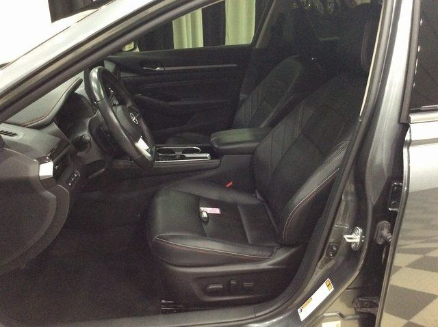 2023 Nissan Altima 2.5 SR Sedan - 22945202 - 8