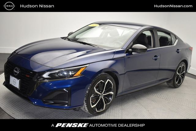 2023 Nissan Altima 2.5 SR Sedan - 22977507 - 0