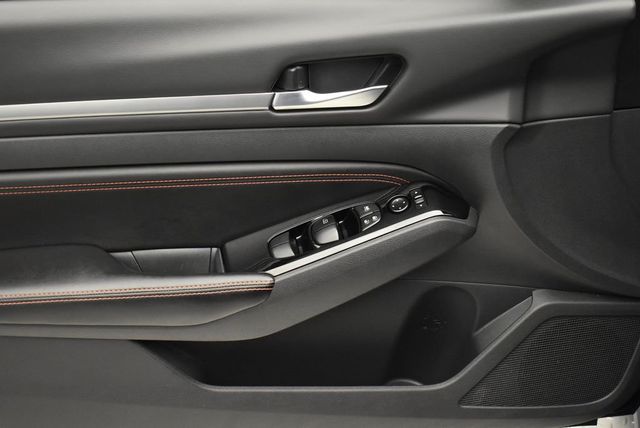 2023 Nissan Altima 2.5 SR Sedan - 22977507 - 10