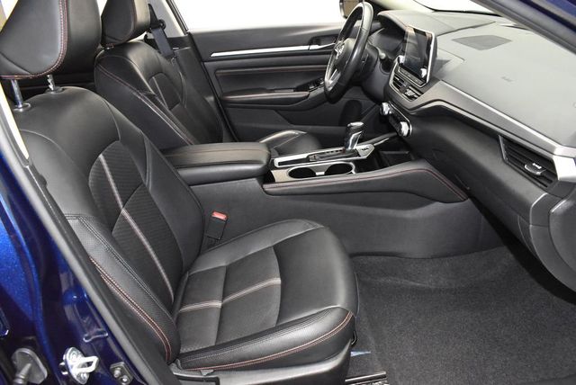 2023 Nissan Altima 2.5 SR Sedan - 22977507 - 23